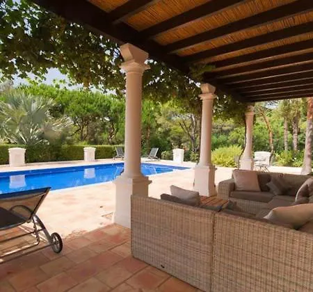 Sleeps 9 Pool Air Con Wifi * Quinta do Lago