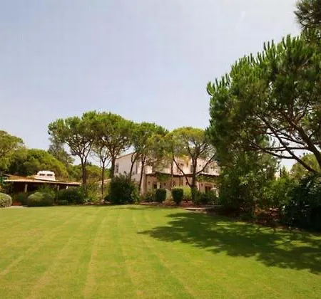 Villa Sleeps 9 Pool Air Con Wifi *