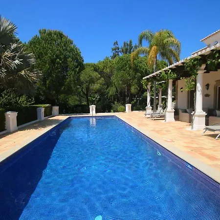 Sleeps 9 Pool Air Con Wifi *